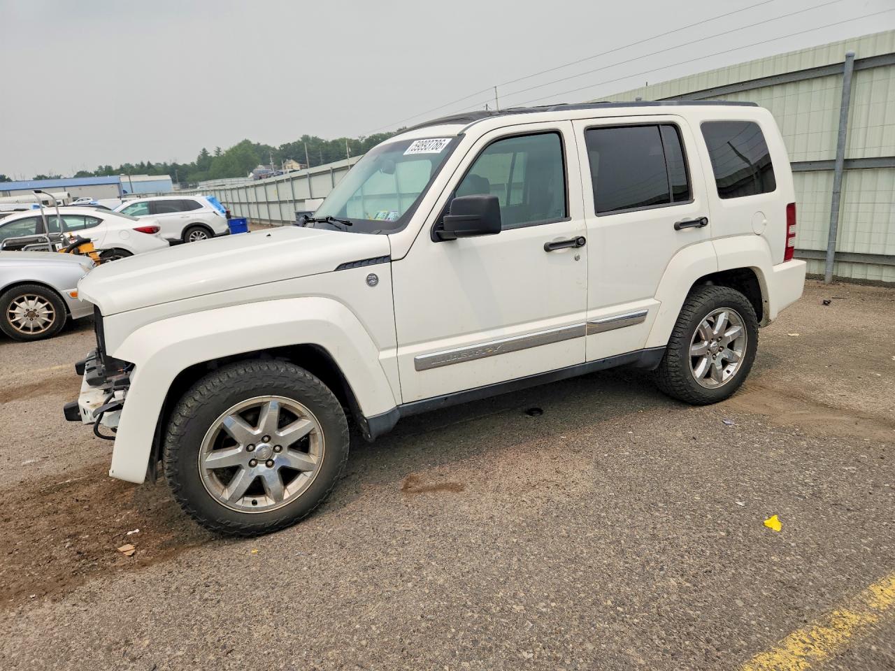 2010 Jeep Liberty Limited, VIN 1J4PN5GK4AW127945 — Front end