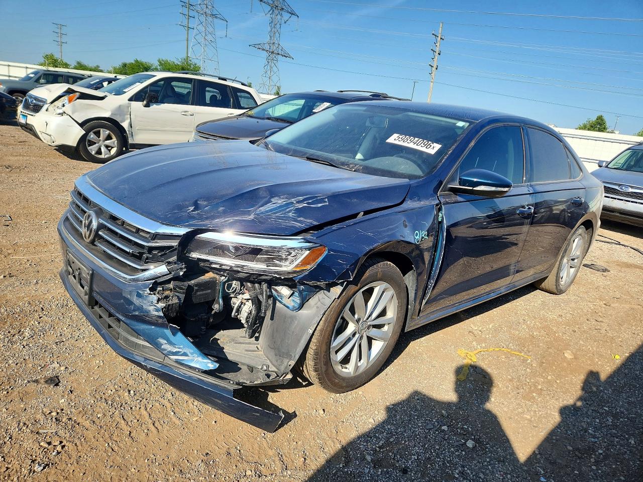 2021 Volkswagen Passat S, VIN 1VWAA7A34MC013225 — Перед