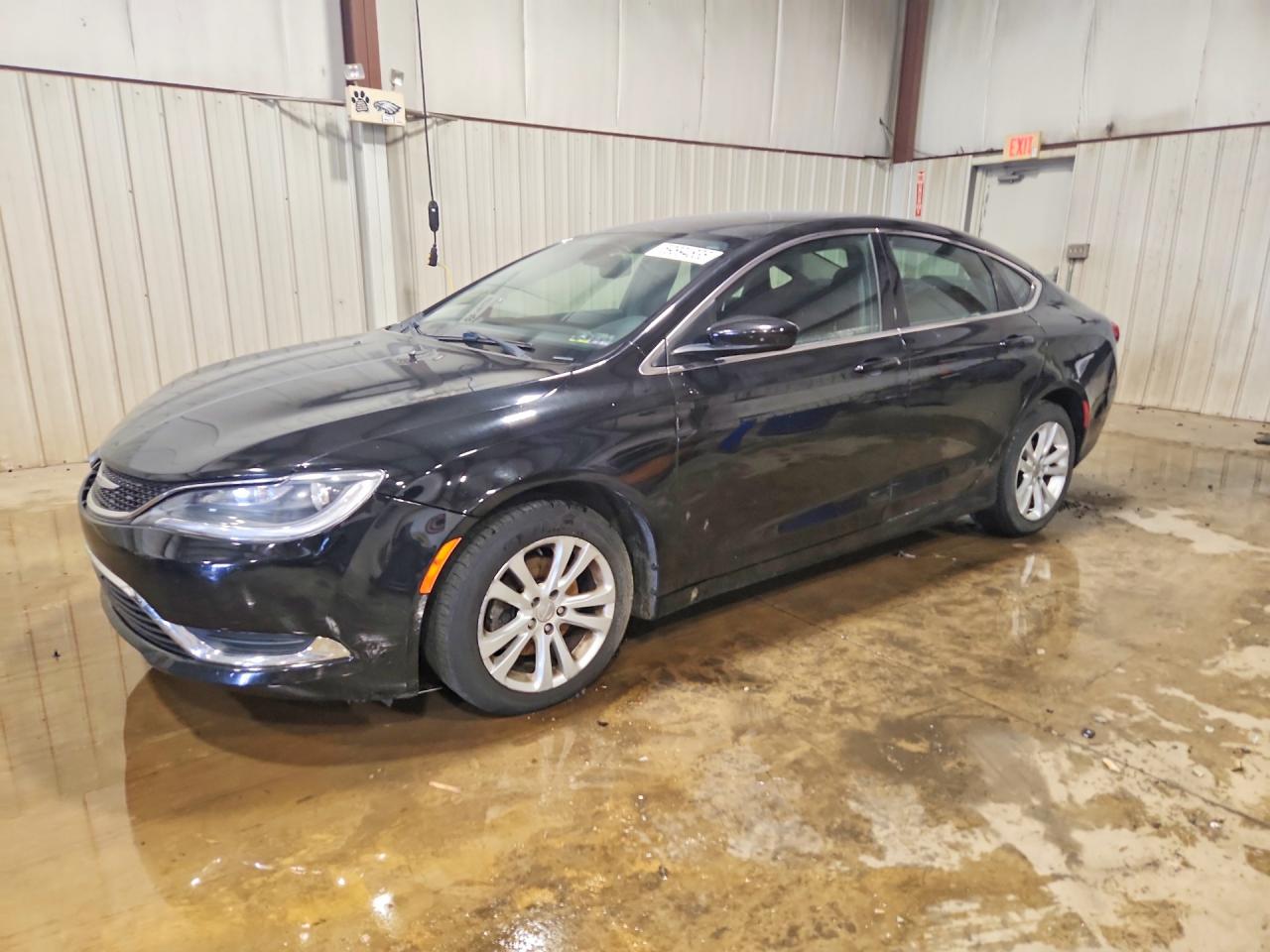 2015 Chrysler 200 Limited, VIN 1C3CCCABXFN590729 — Front end