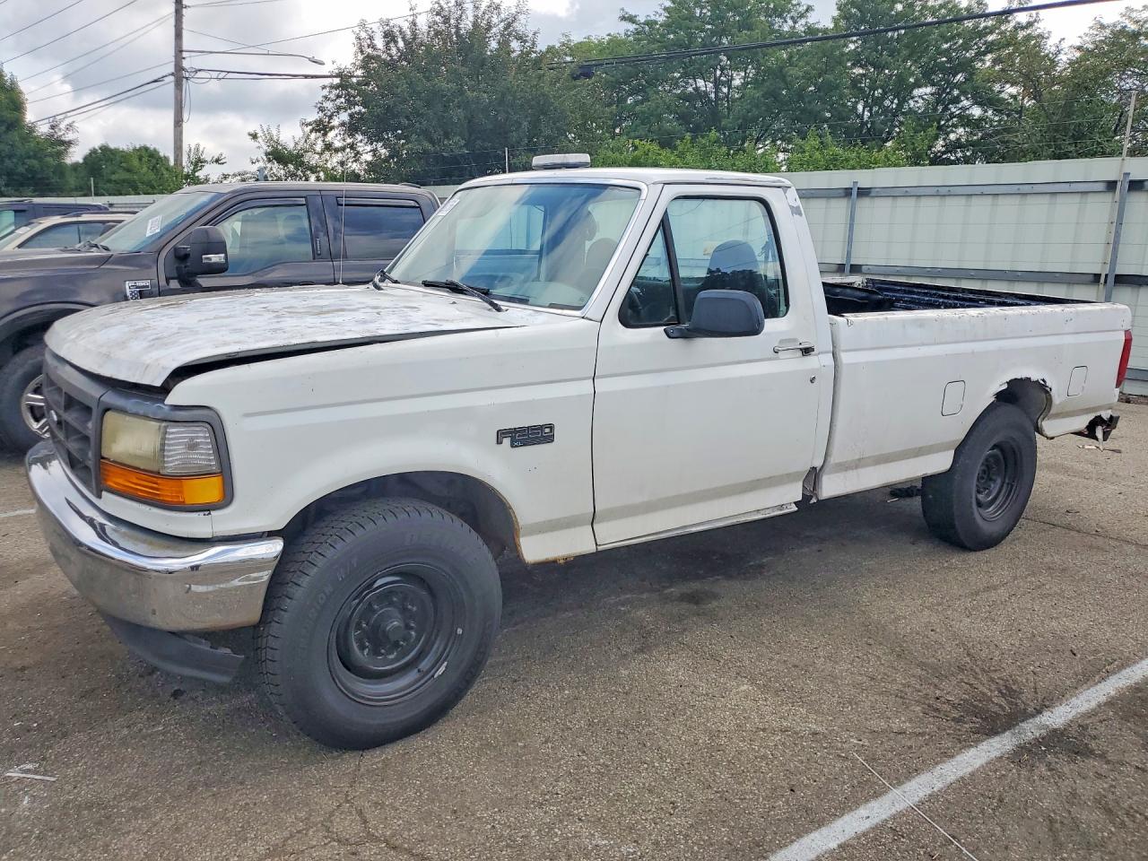 1994 Ford F-250, VIN 1FTEF25Y9RLA70574 — Rear end