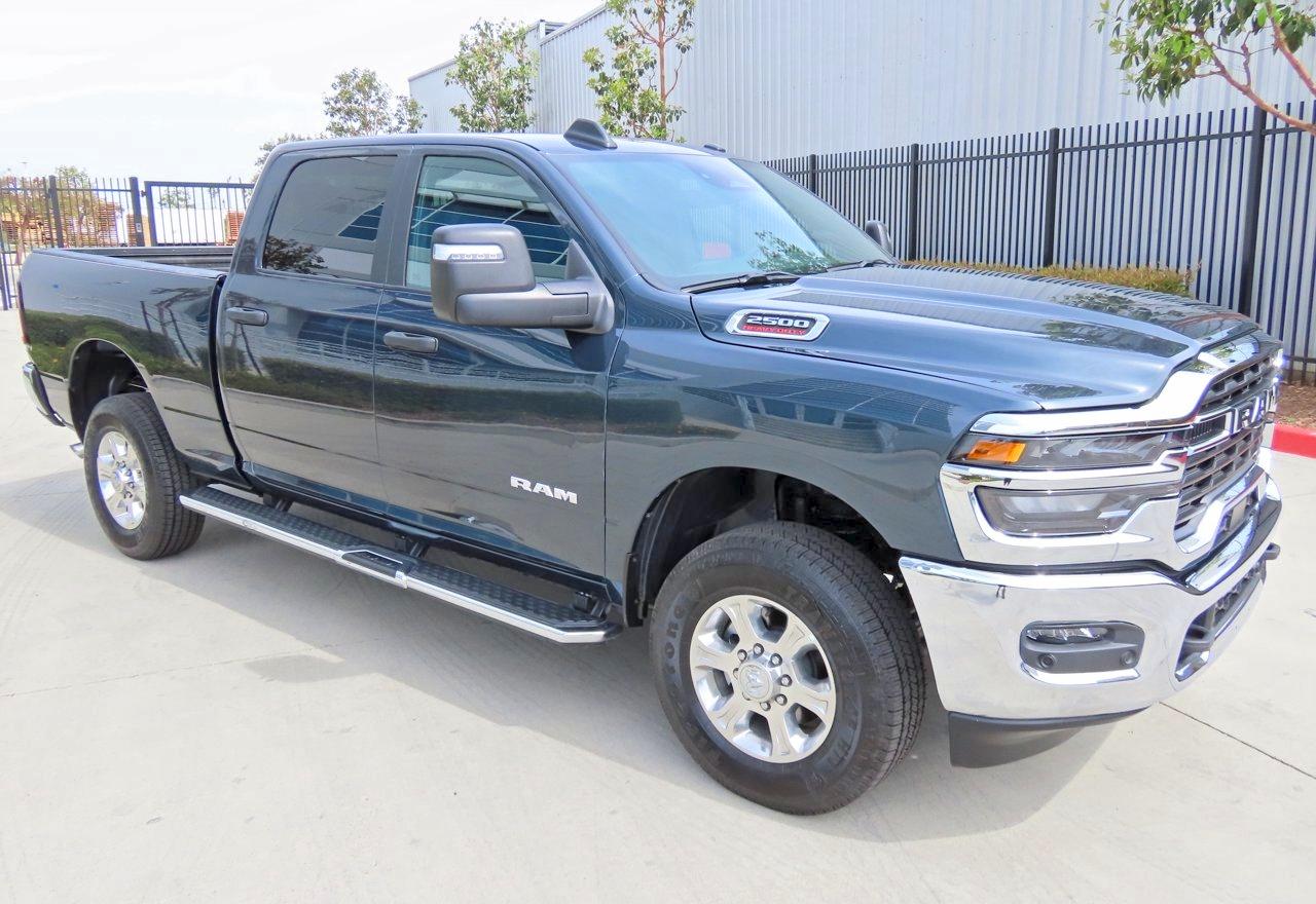 2026 Ram 2500 Big Horn, VIN 3C6UR5DJ9TG198625 — All over
