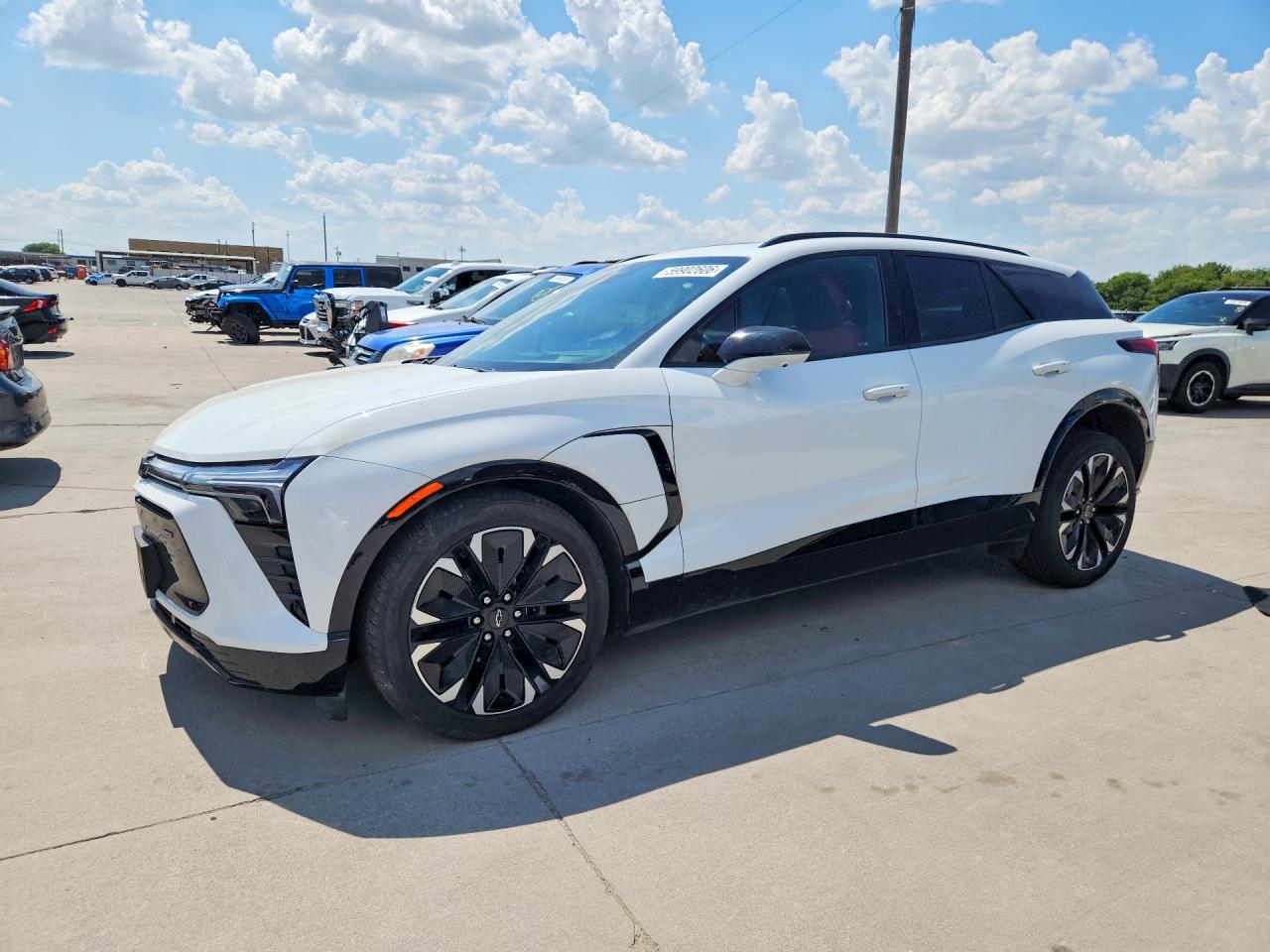 2024 Chevrolet Blazer EV eAWD RS, VIN 3GNKDCRJ2RS213233 — Front end