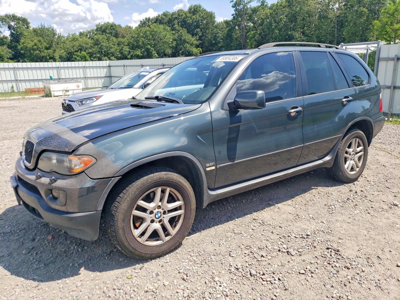 2005 BMW X5 3.0i, VIN 5UXFA13535LY11834 — Engine fire
