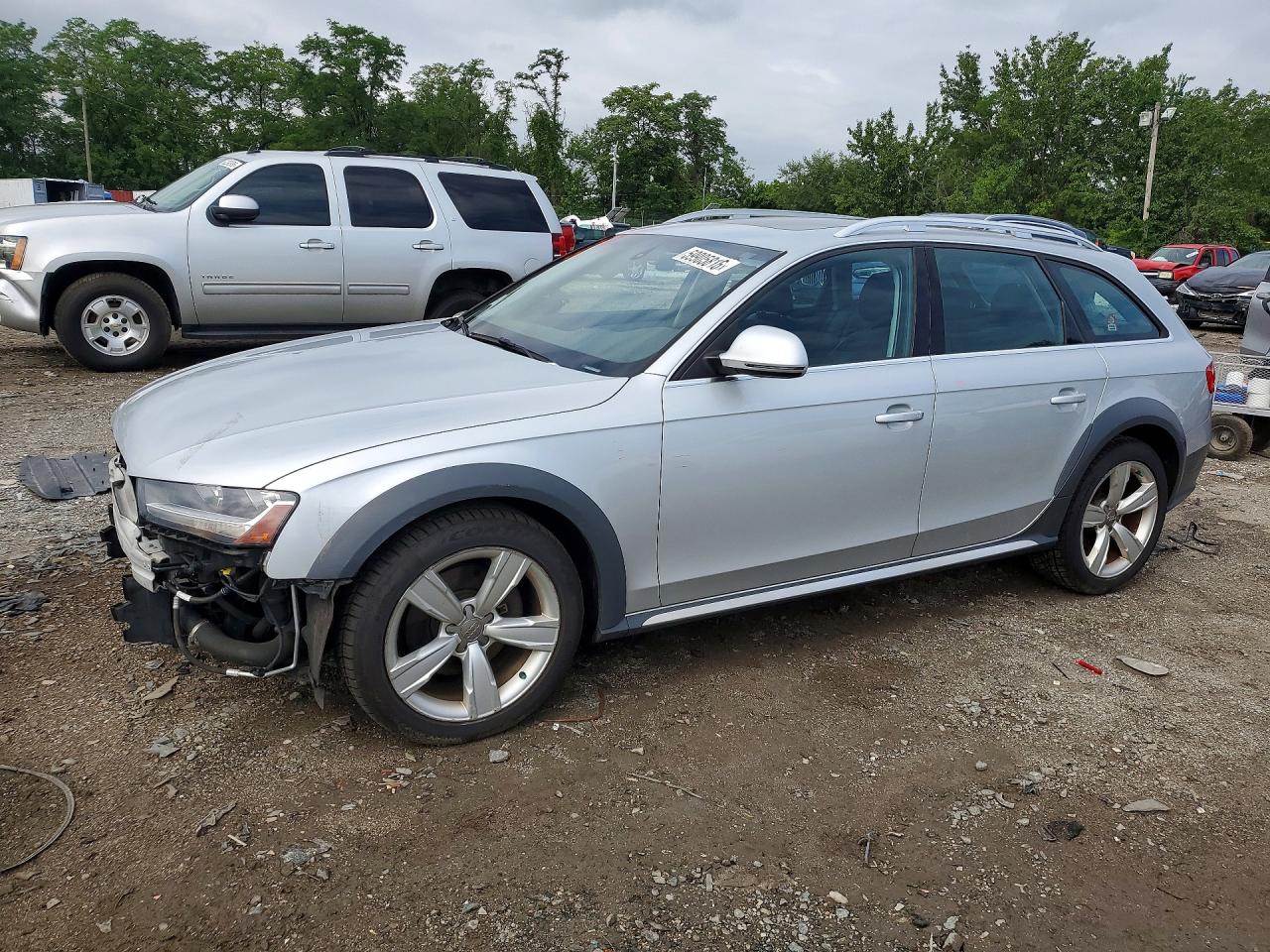 2013 Audi allroad A4 Premium, VIN WA19FAFL1DA117612 — Перед