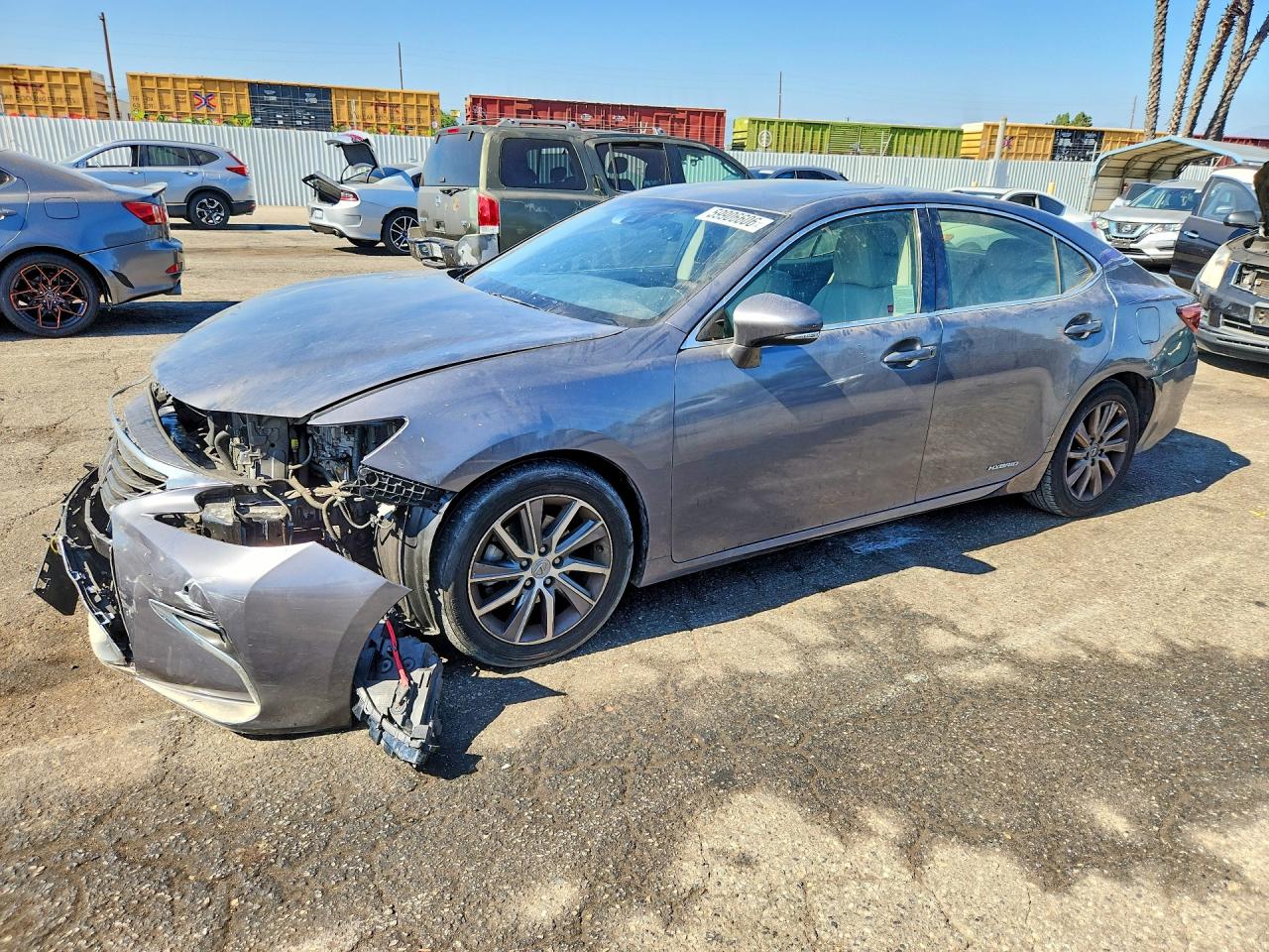 2016 Lexus ES 300h, VIN JTHBW1GG9G2131828 — Front end