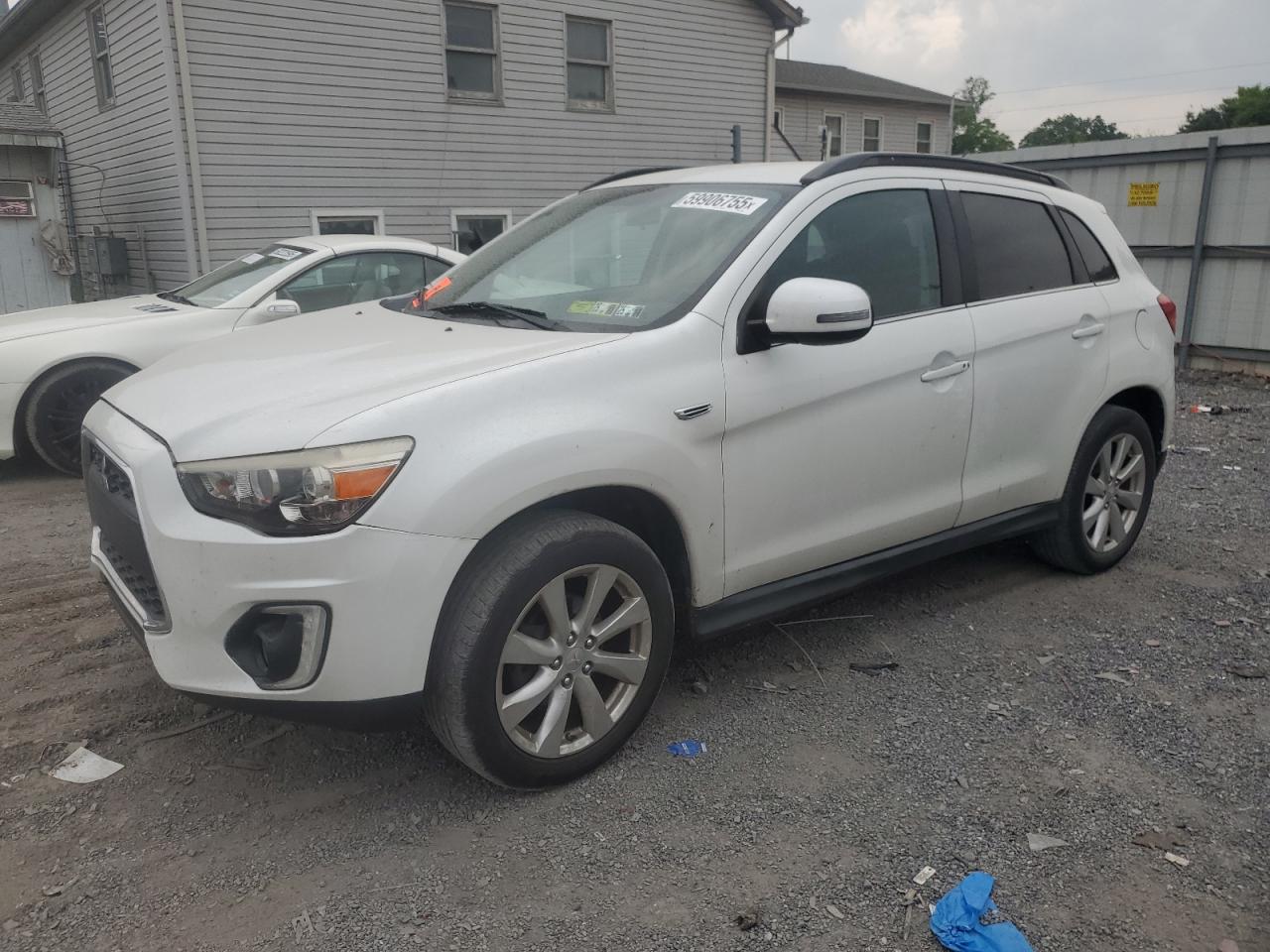 2015 Mitsubishi Outlander GT, VIN 4A4AP4AW4FE046168 — Biohazard / chemical
