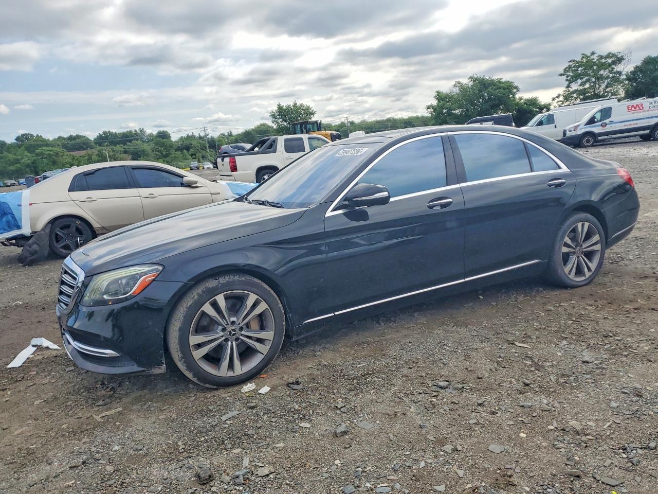 2018 Mercedes-Benz S 450, VIN WDDUG6GB8JA347777 — Minor dents and scratches