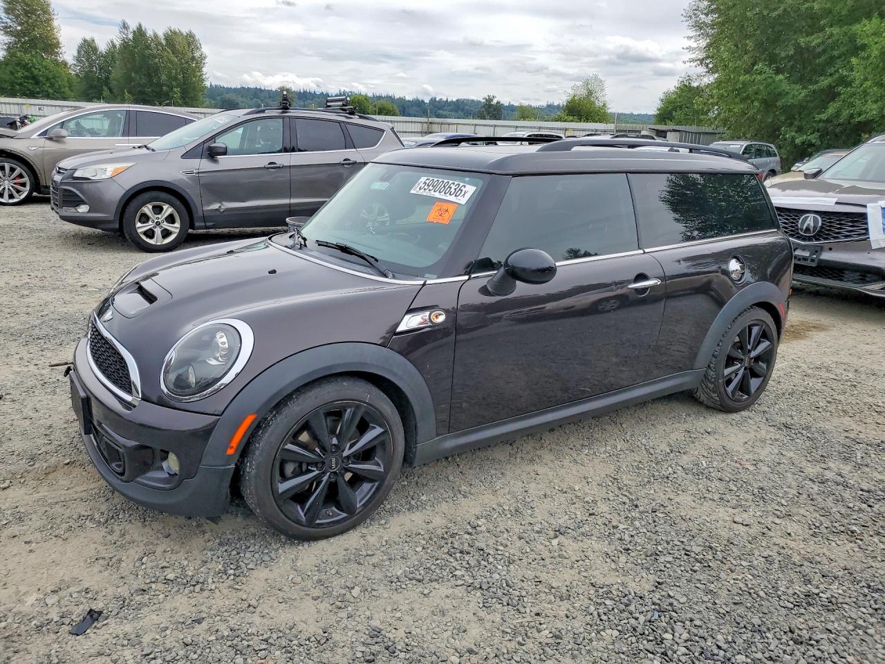 2013 MINI Clubman S, VIN WMWZG3C56DTY32746 — Front end