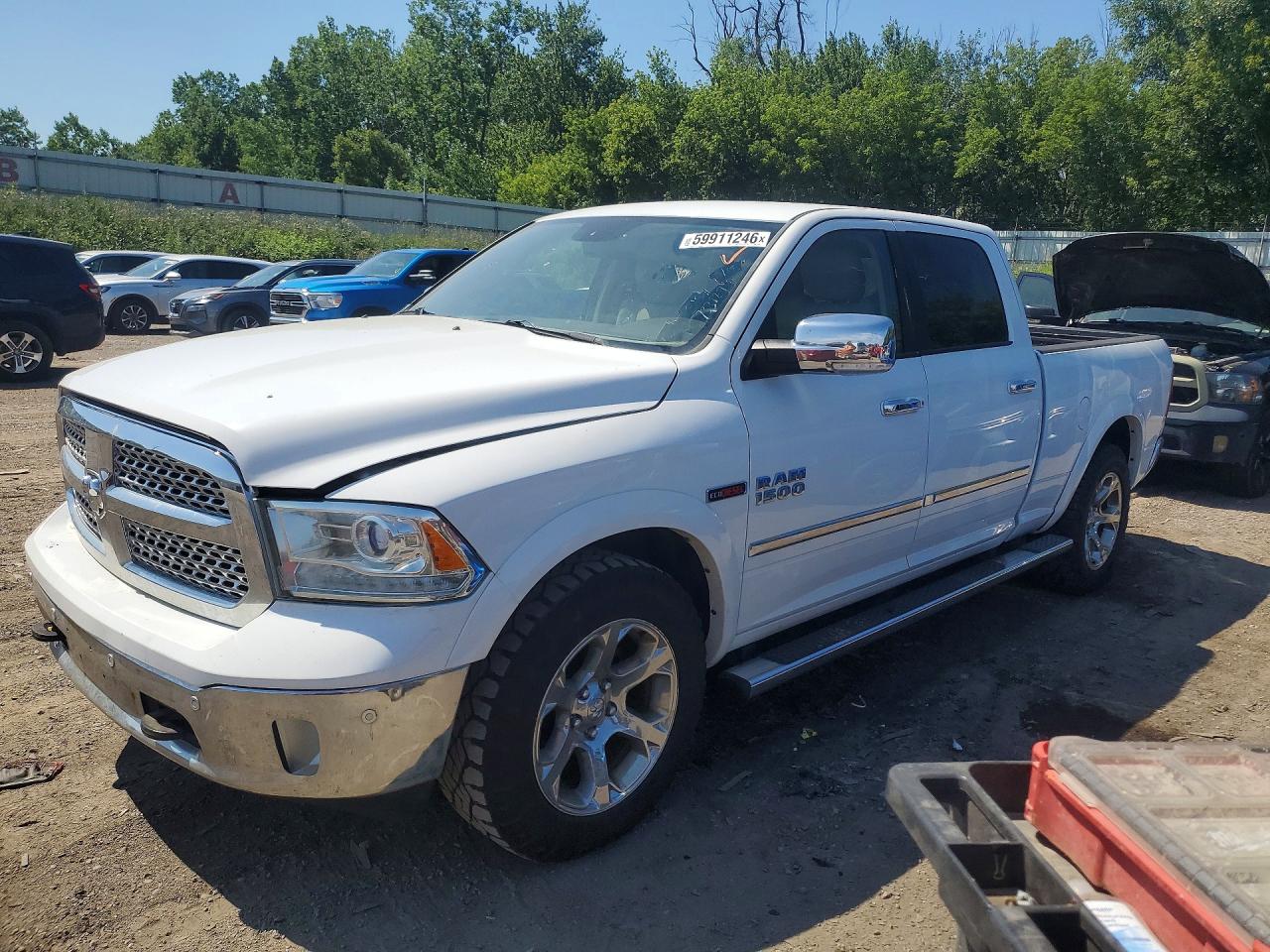 2015 Ram 1500 Laramie, VIN 1C6RR7VM7FS733927 — Mechanical