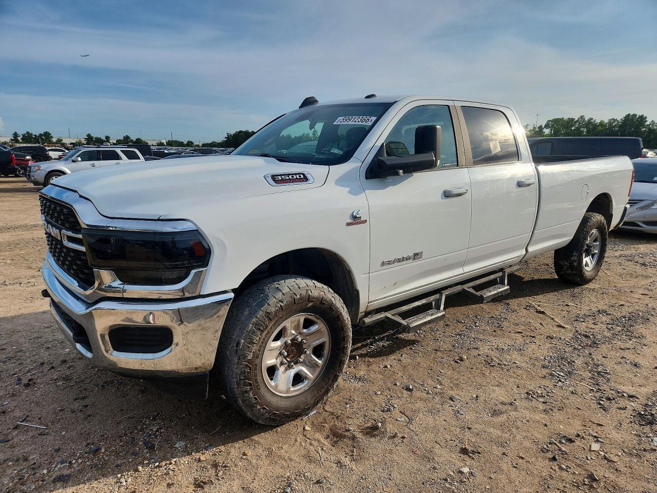2022 Ram 3500 Big Horn, VIN 3C63R3HL5NG302865 — Mechanical