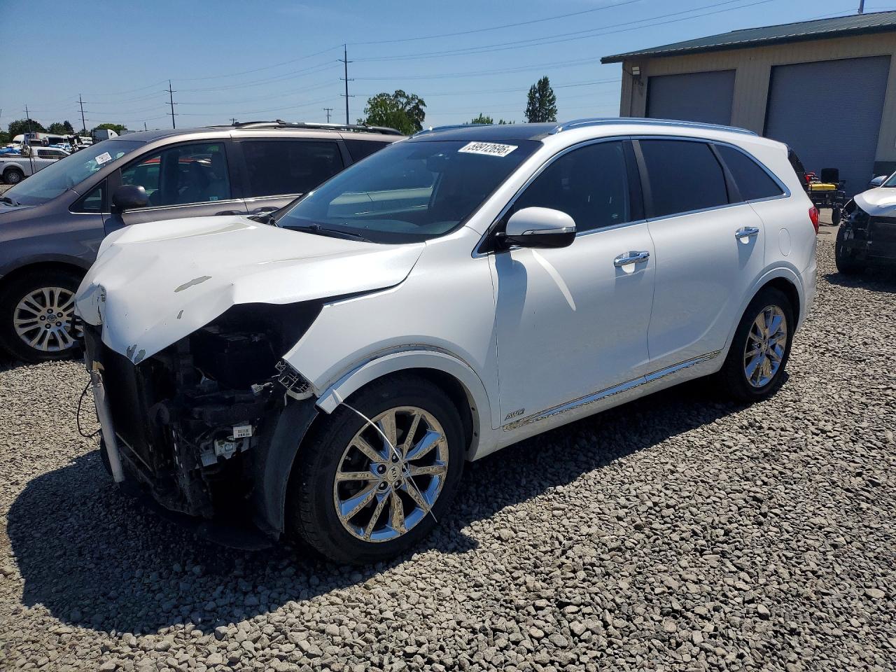 2016 Kia Sorento SXL, VIN 5XYPKDA57GG089760 — Front end