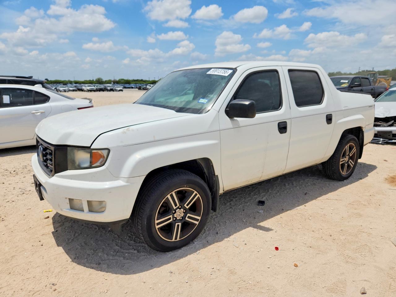 2013 Honda Ridgeline Sport, VIN 5FPYK1F74DB005188 — Side