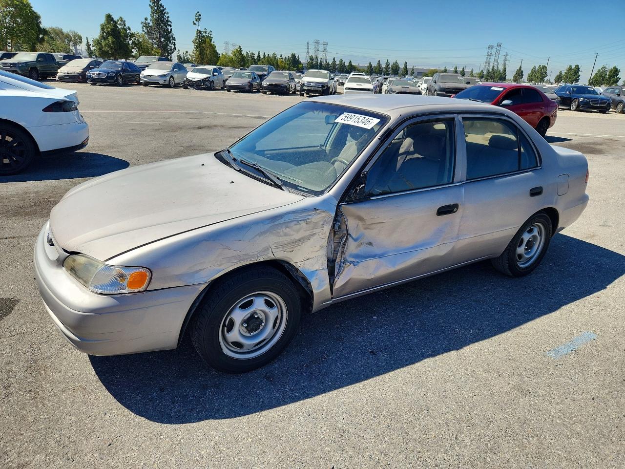 1999 Toyota Corolla VE, VIN 1NXBR12E1XZ140053 — Front end