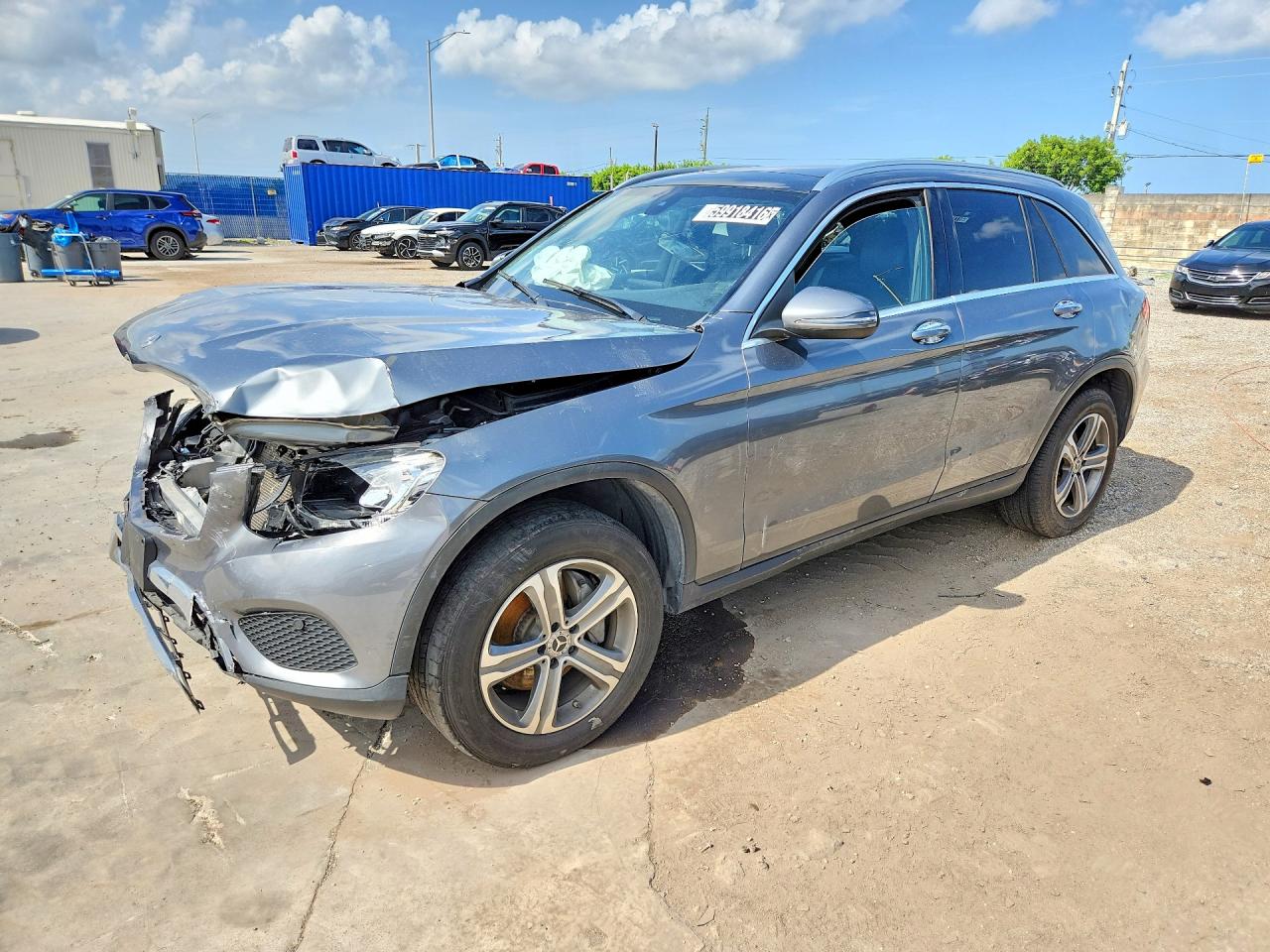 2019 Mercedes-Benz GLC 300, VIN WDC0G4KB7KV123456 — Front end