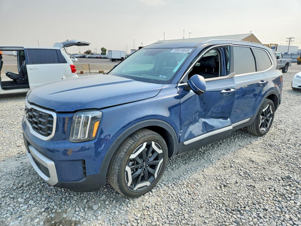 2024 Kia Telluride S, VIN 5XYP6DGC7RG413710 — Side