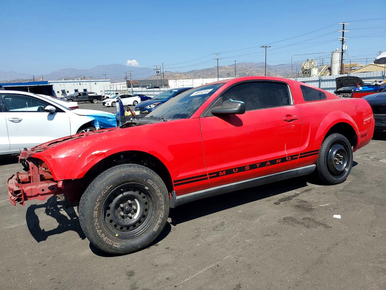 2007 Ford Mustang Deluxe, VIN 1ZVFT80N375364533 — Stripped