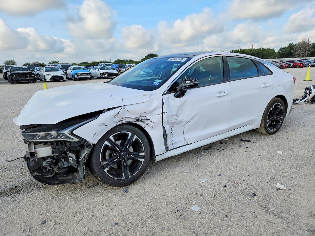 2021 Kia K5 GT-Line, VIN 5XXG64J26MG052371 — Side