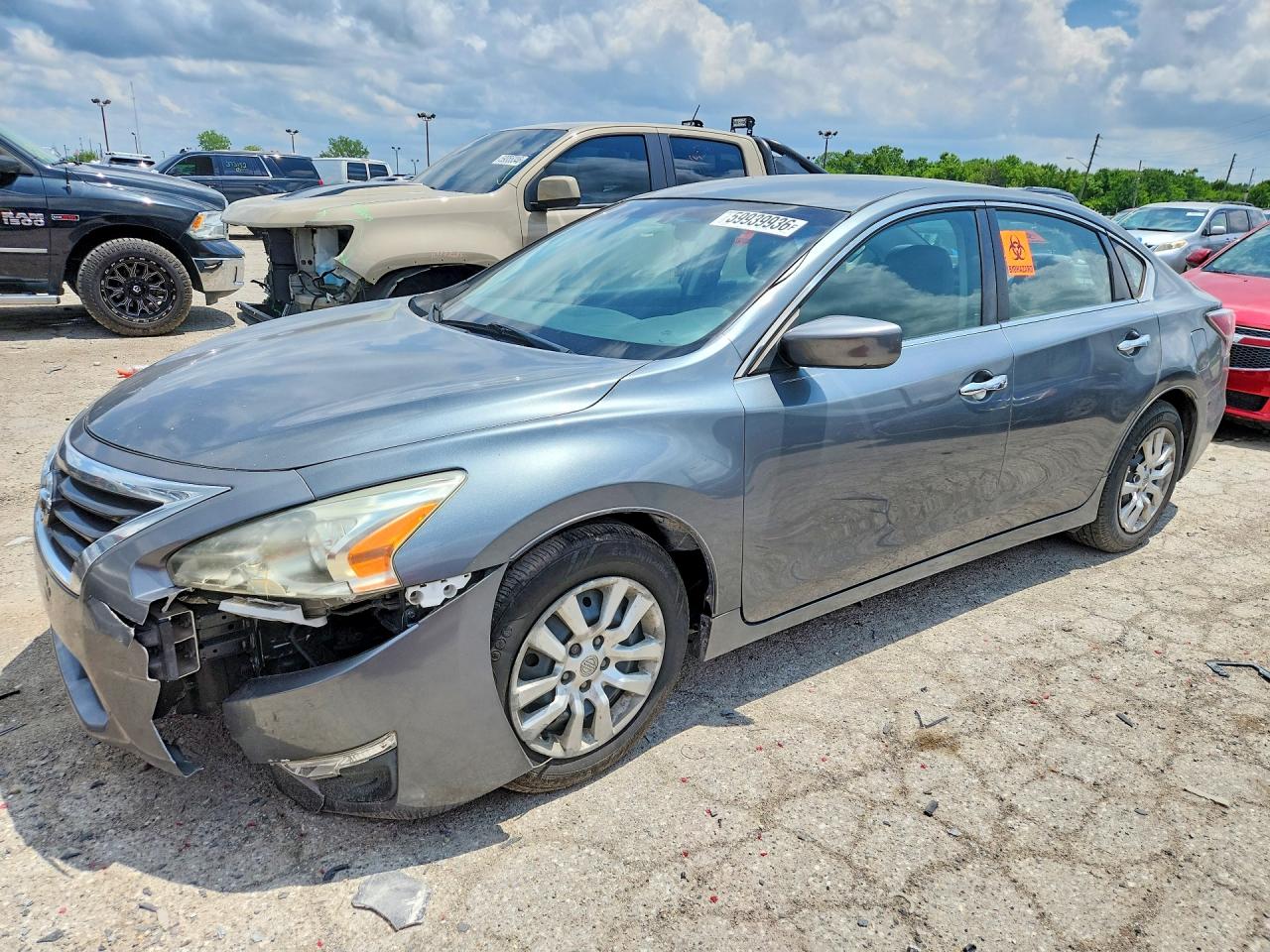 2014 Nissan Altima 2.5, VIN 1N4AL3AP5EN363242 — Front end