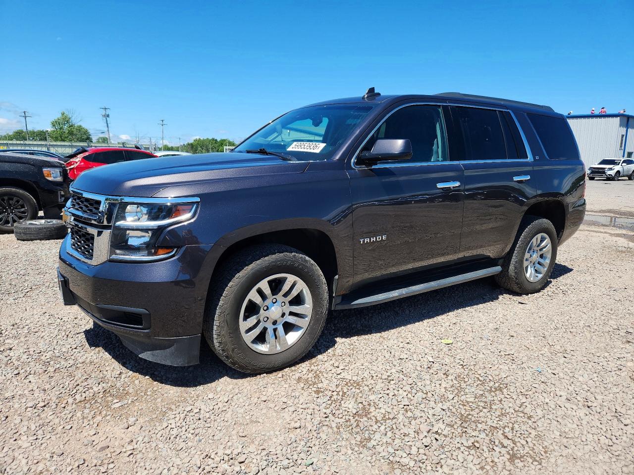 2017 Chevrolet Tahoe LT, VIN 1GNSKBKC3HR273177 — Normal wear