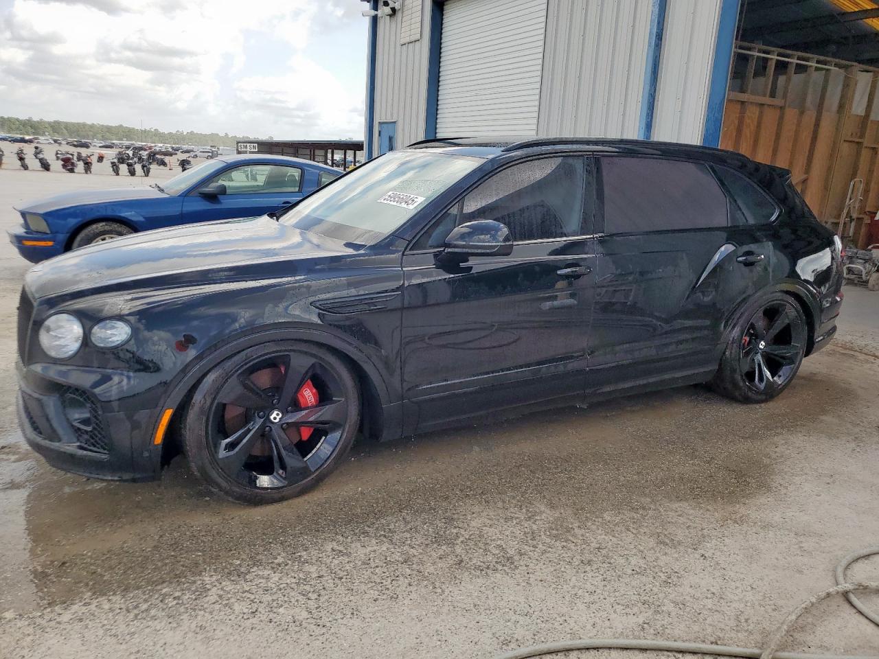 2023 Bentley Bentayga V8, VIN SJAHT2ZVXPC017998 — Water / flood