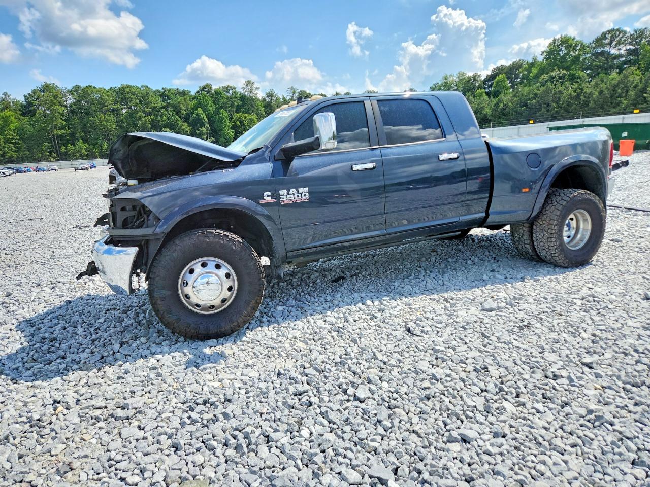 2016 Ram 3500 Laramie, VIN 3C63RRML5GG151201 — Front end