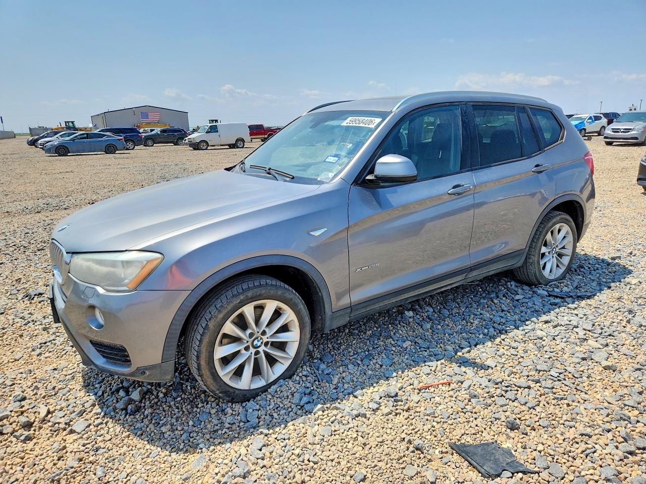 2016 BMW X3 xDrive28i, VIN 5UXWX9C51G0D80463 — Перед