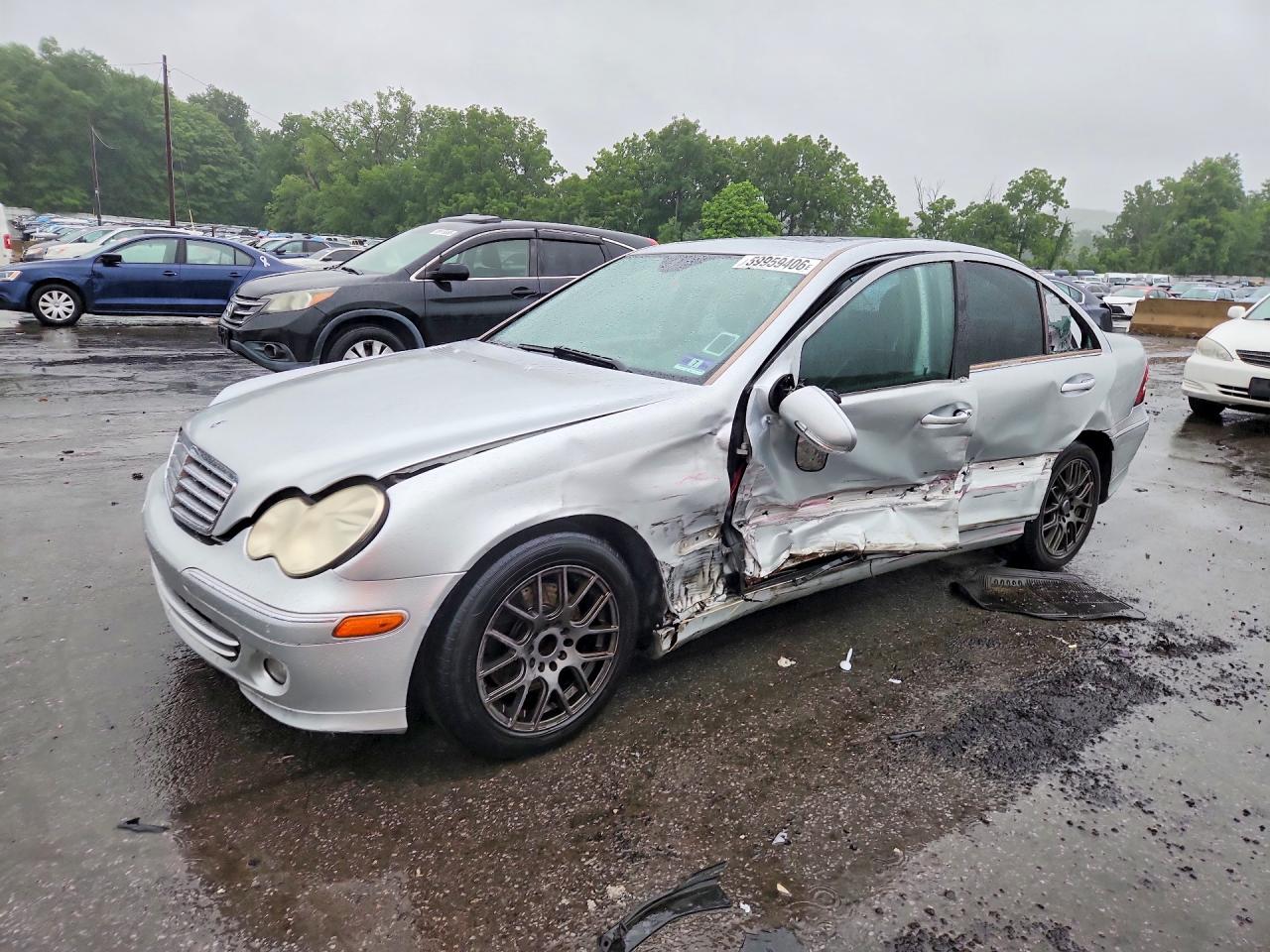 2006 Mercedes-Benz C 280 Luxury, VIN WDBRF92H36F756312 — Side