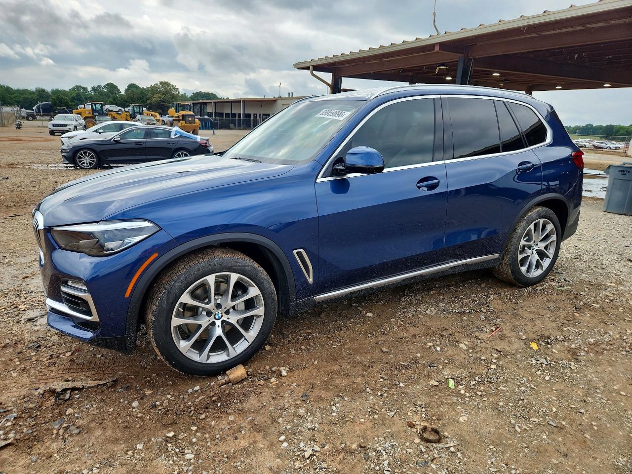2020 BMW X5 sDrive40i, VIN 5UXCR4C02LLW63495 — Roof