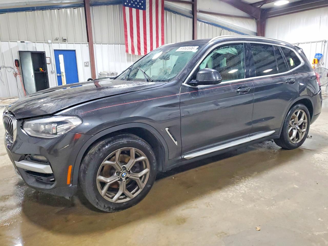 2021 BMW X3 xDrive30i, VIN 5UXTY5C09M9E16727 — Rear end