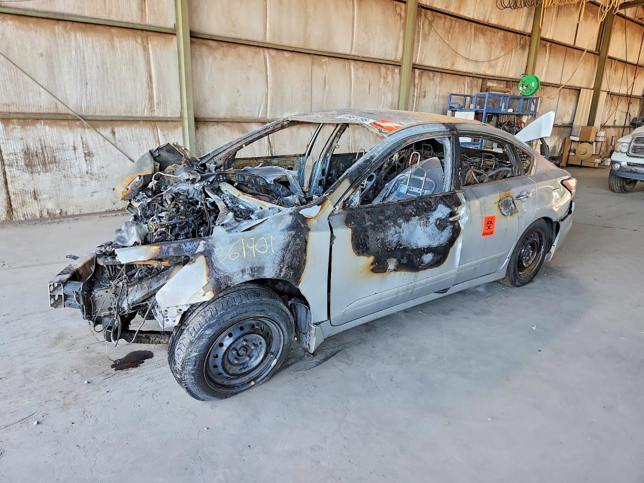 2014 Nissan Altima S, VIN 1N4AL3AP9EN361901 — Burn