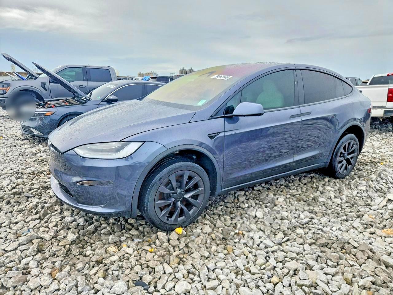 2022 Tesla Model X, VIN 7SAXCBE54NF330371 — Water / flood