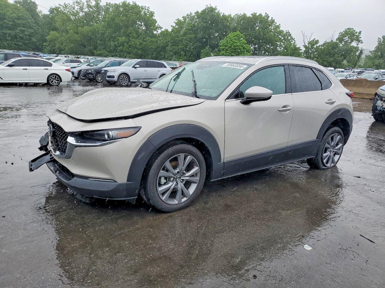 2024 Mazda CX-30 S Premium, VIN 3MVDMBDM5RM714360 — Front end