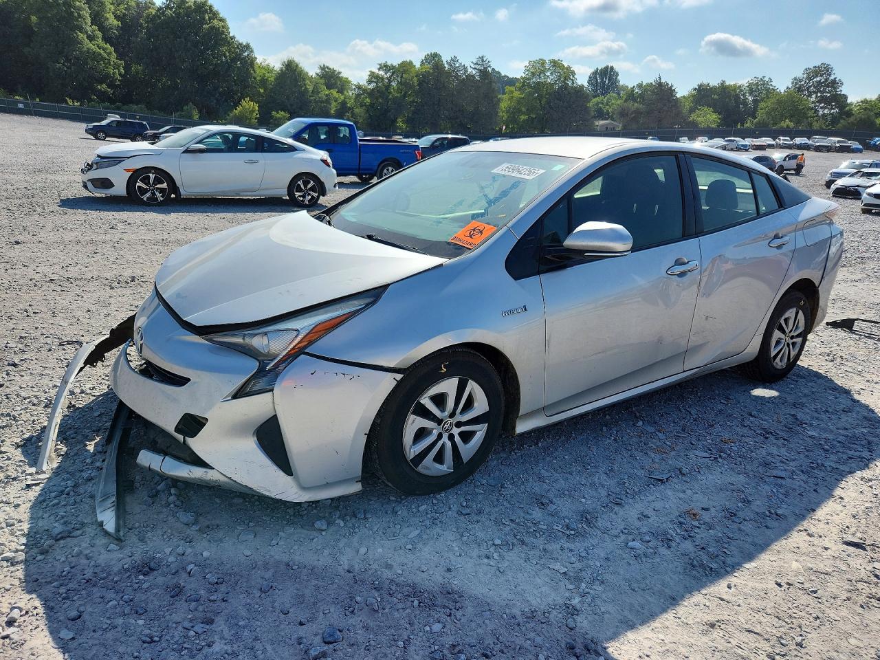 2016 Toyota Prius Three, VIN JTDKARFU1G3013692 — Front end