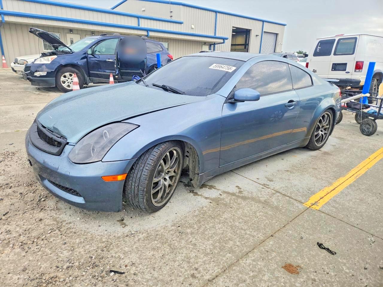 2005 Infiniti G35, VIN JNKCV54E75M409936 — Front end