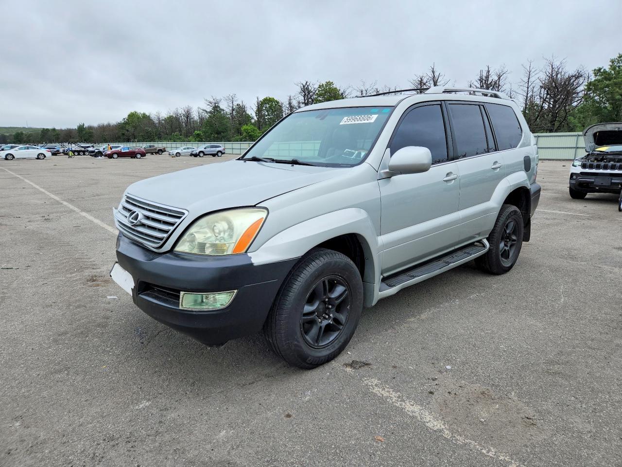 2003 Lexus GX 470, VIN JTJBT20X130020073 — Front end
