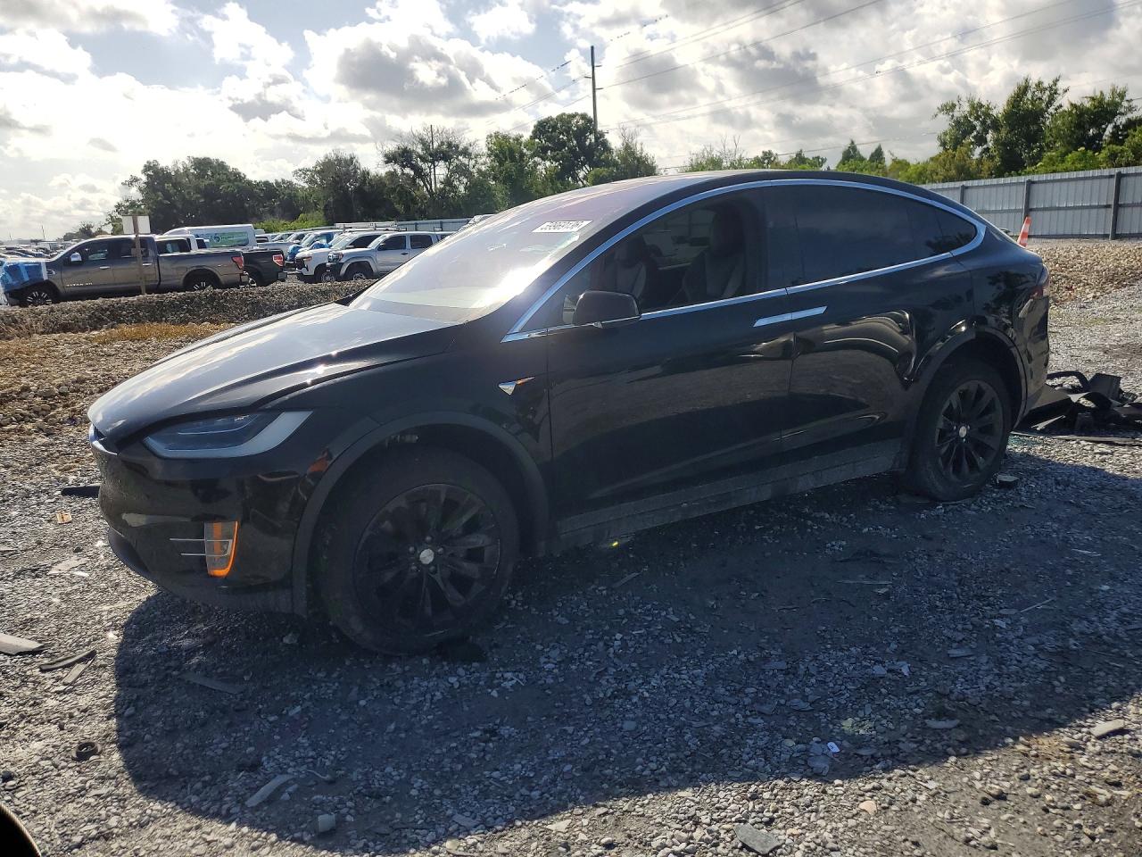 2020 Tesla Model X Long Range, VIN 5YJXCAE23LF296014 — Rear end