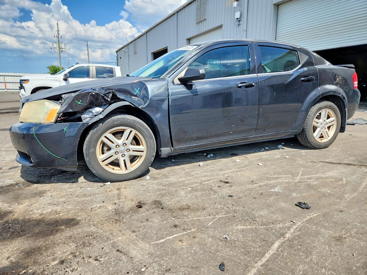2009 Dodge Avenger SXT, VIN 1B3LC56B49N501338 — Перед