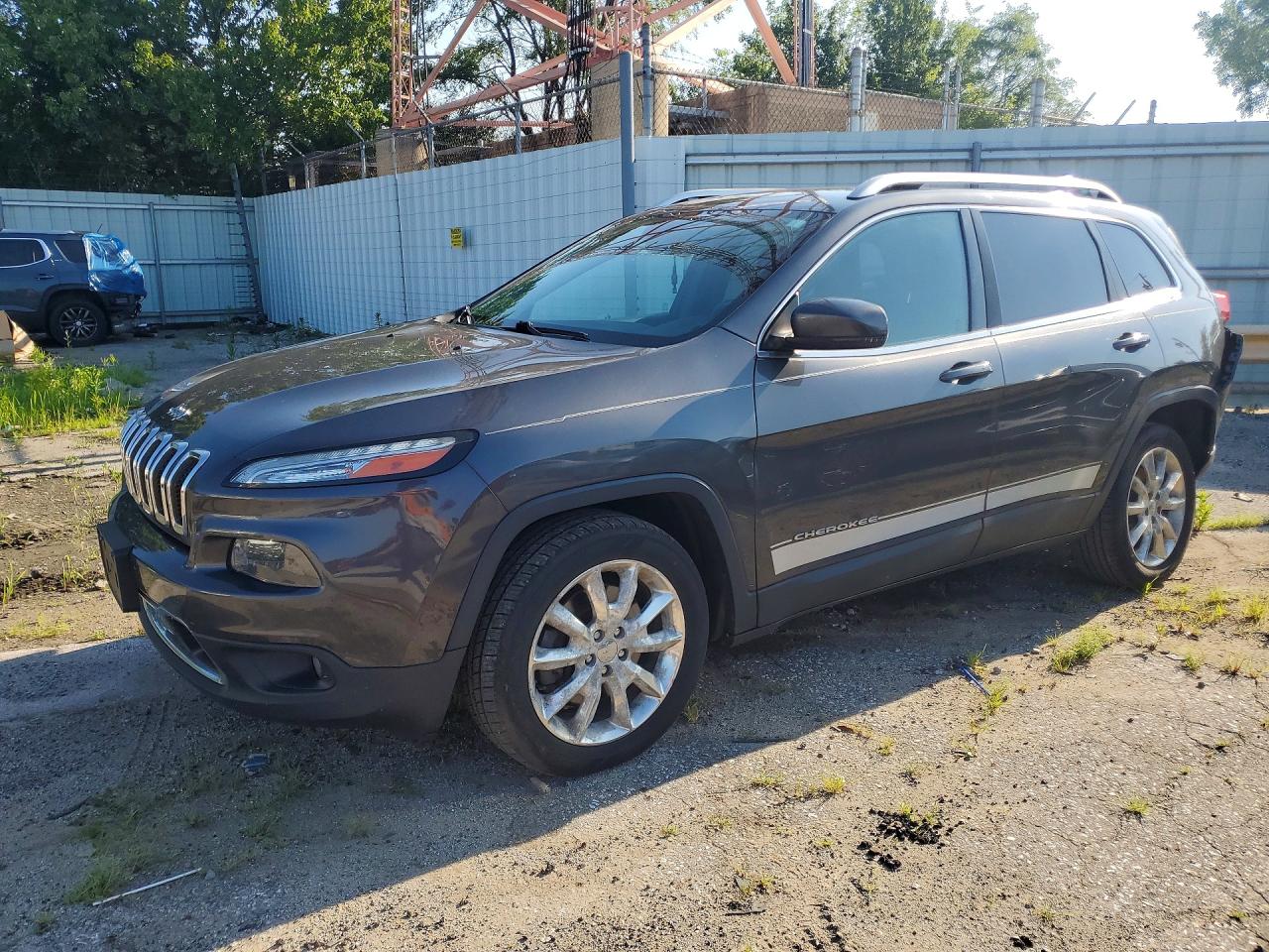 2015 Jeep Cherokee Limited, VIN 1C4PJLDSXFW518499 — Зад