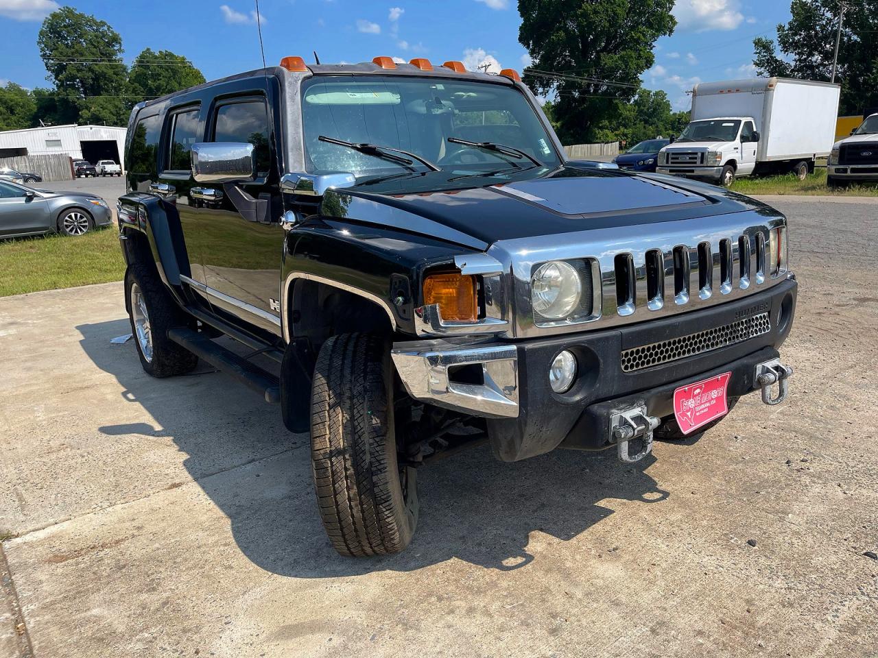 2007 Hummer H3 SUV, VIN 5GTDN13E778201933 — Rear end