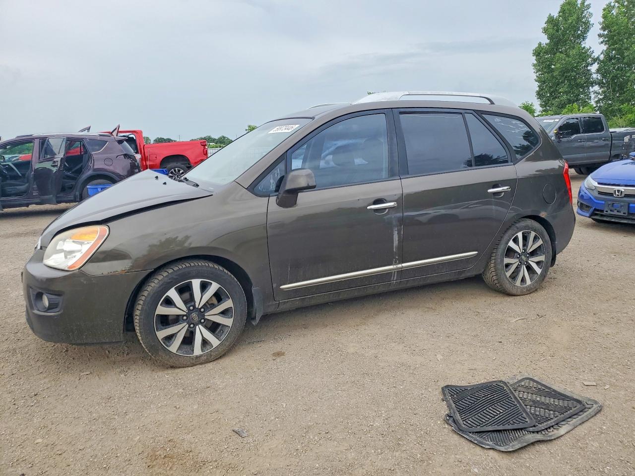2012 Kia Rondo EX, VIN KNAHH8C67C7377119 — Front end