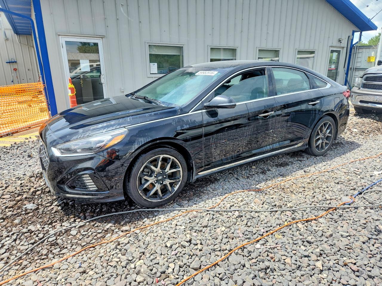 2018 Hyundai Sonata Limited, VIN 5NPE34AB3JH688066 — Front end