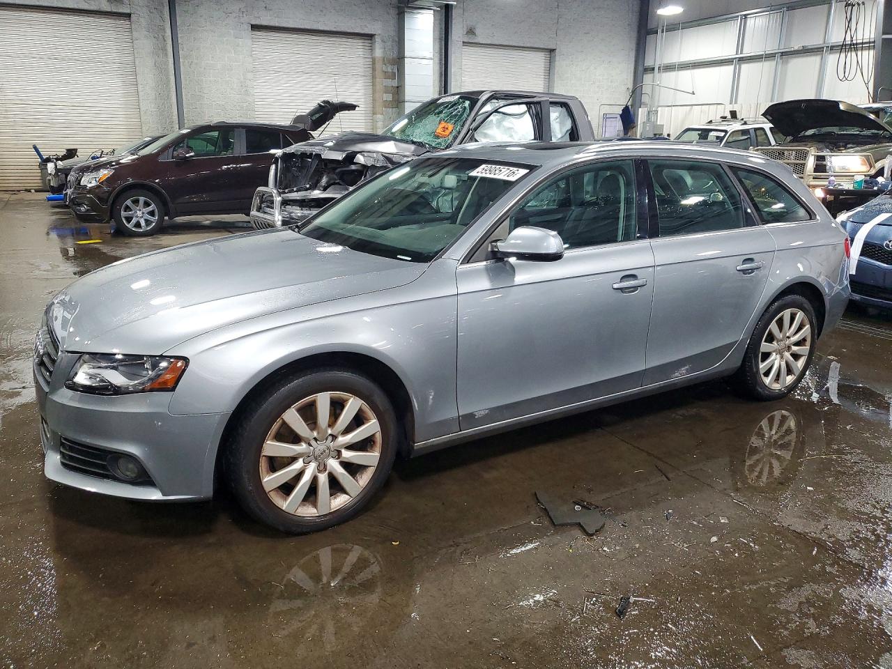 2010 Audi A4 Premium Plus, VIN WAUWFAFLXAA101622 — Град