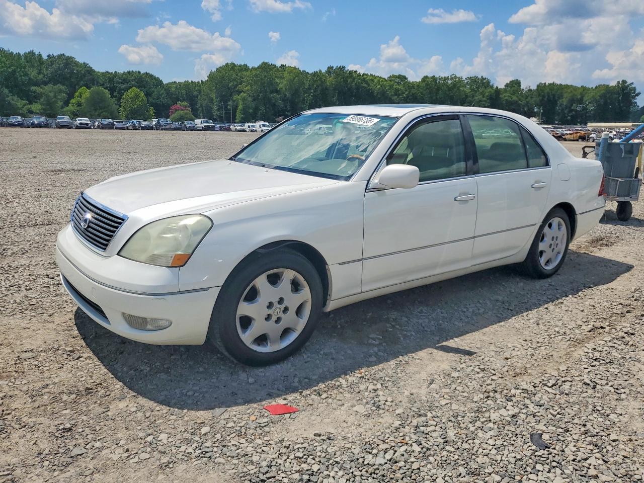 2003 Lexus LS 430, VIN JTHBN30F230102838 — Front end