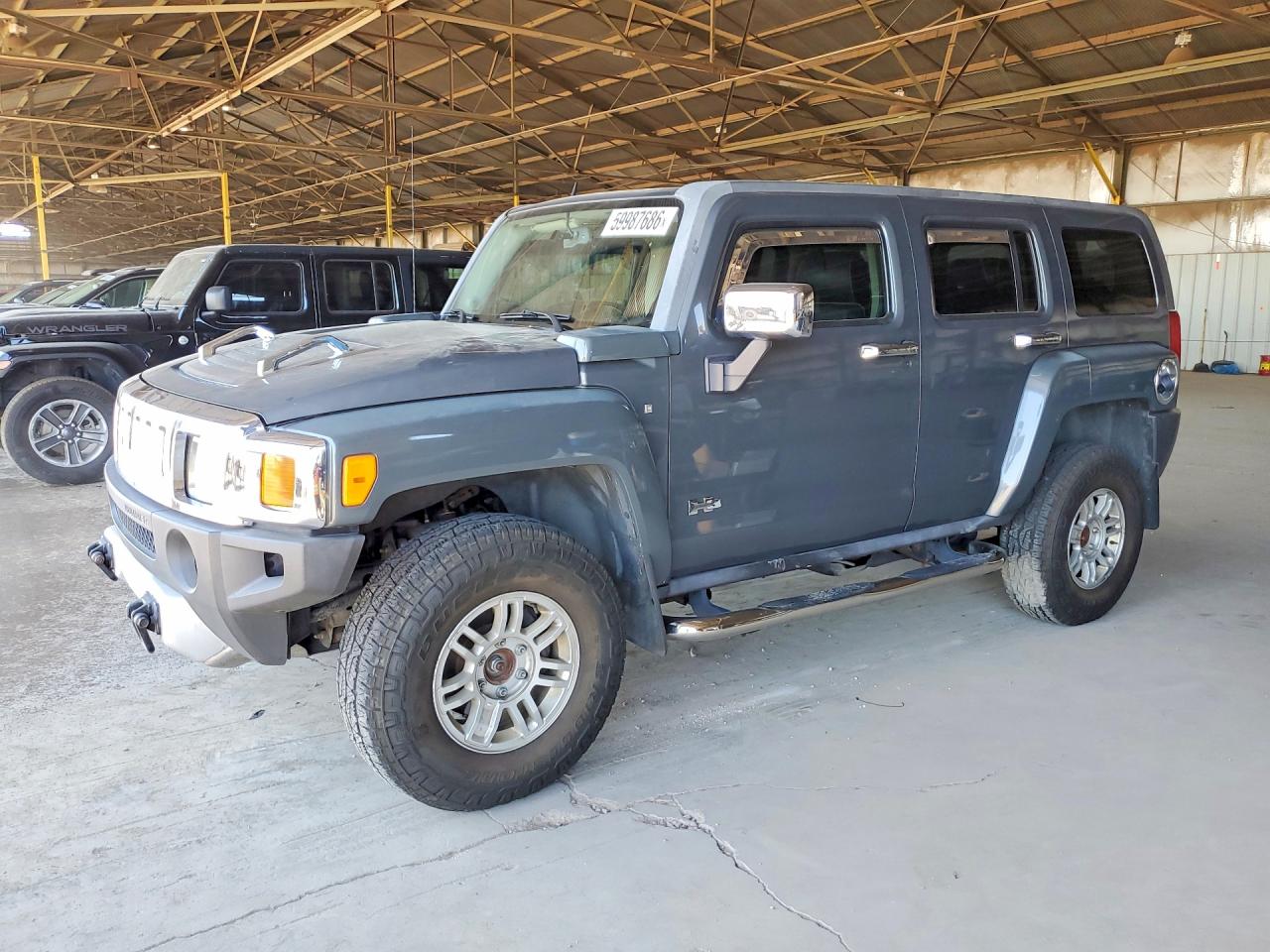 2008 Hummer H3 Luxury, VIN 5GTEN13E188175836 — Minor dents and scratches