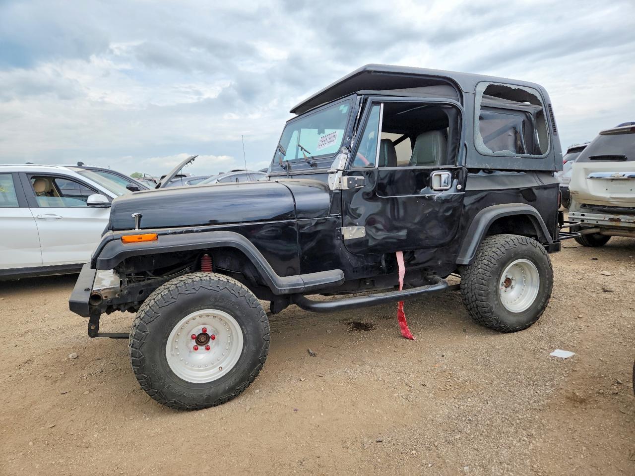 1993 Jeep Wrangler S, VIN 1J4FY19P0PP215768 — Side