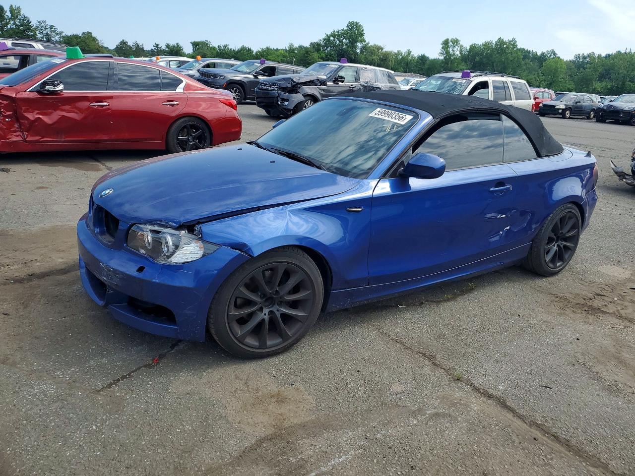 2012 BMW 1 Series 128i, VIN WBAUN1C58CVH84113 — Перед