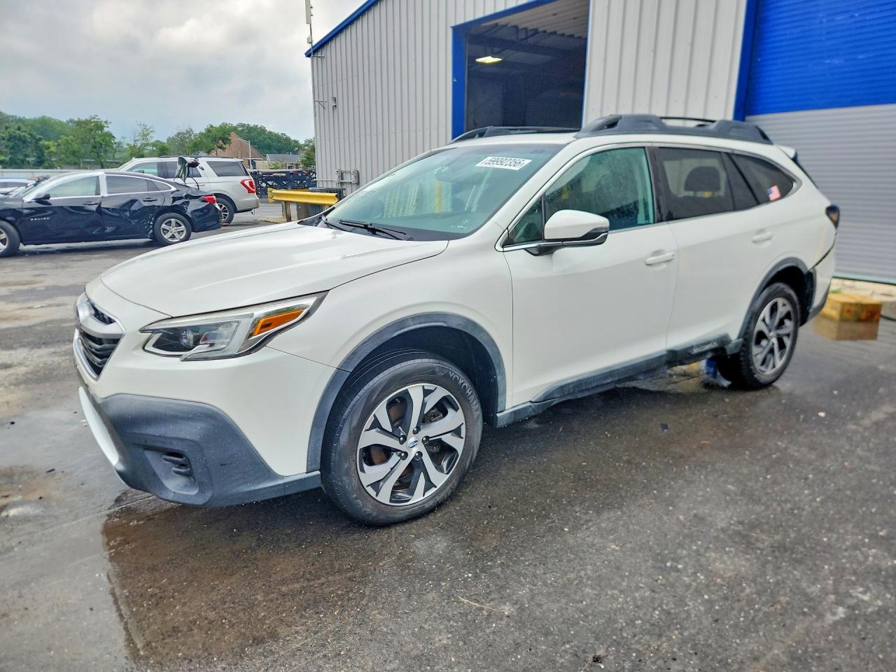 2020 Subaru Outback Limited, VIN 4S4BTANCXL3142217 — Rear end