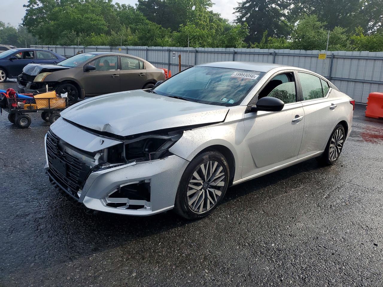 2024 Nissan Altima SV, VIN 1N4BL4DV8RN328687 — Front end