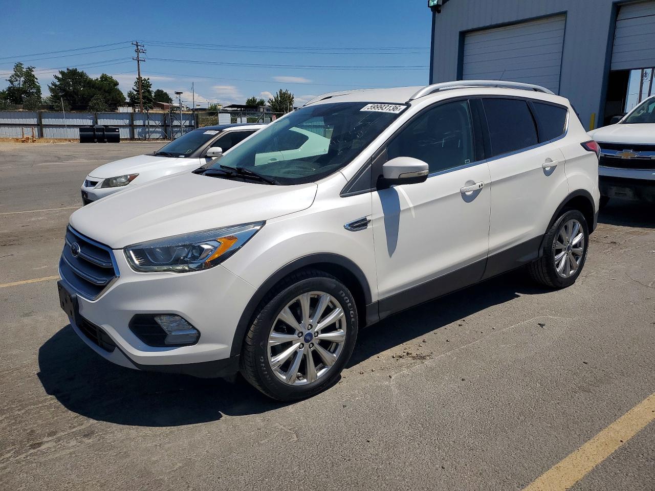 2017 Ford Escape Titanium, VIN 1FMCU0JD6HUC14042 — Front end