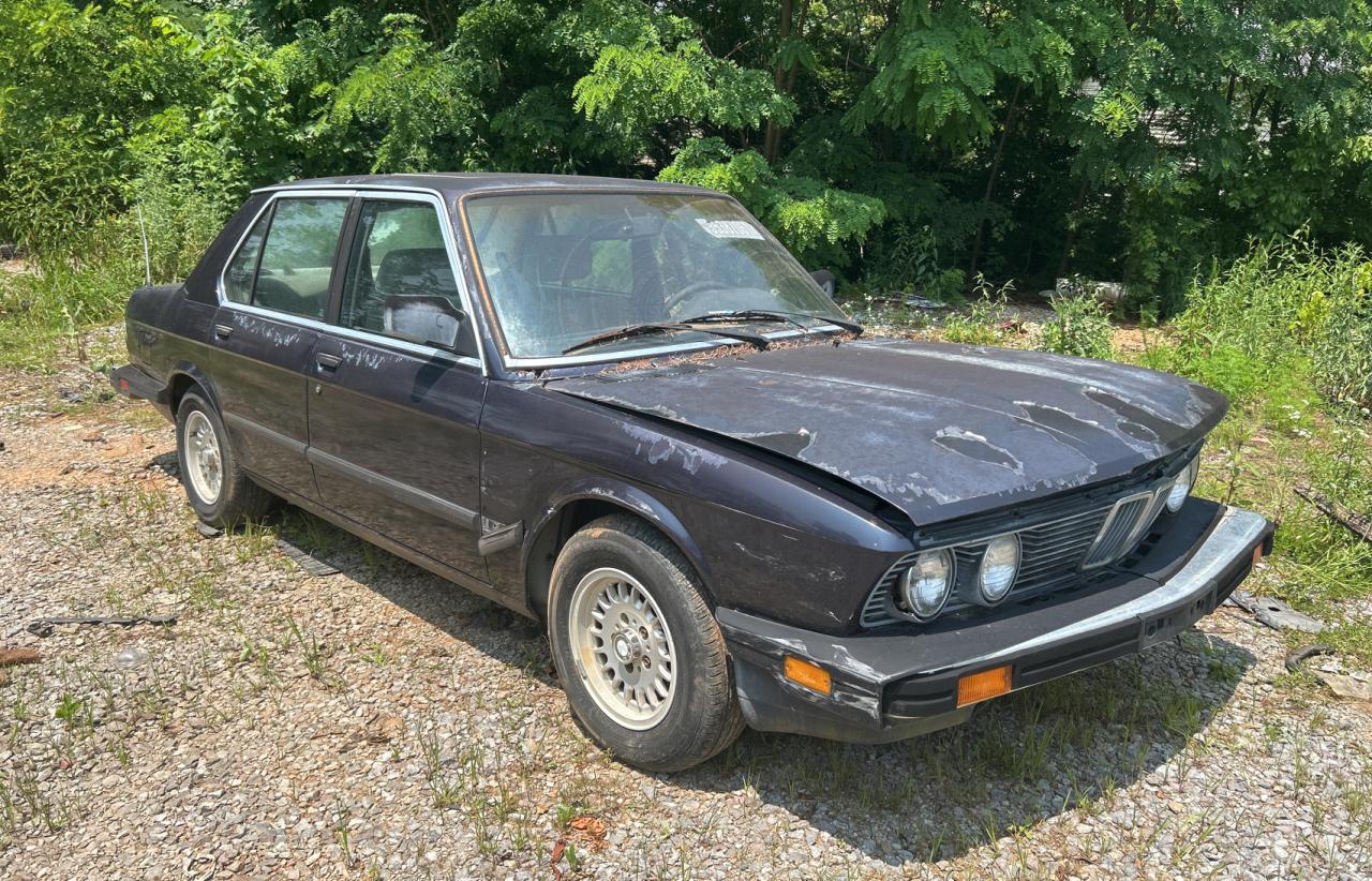 1987 BMW 528 - 533 - 633 - 733 528E, VIN WBADK7309H9830335 — Side